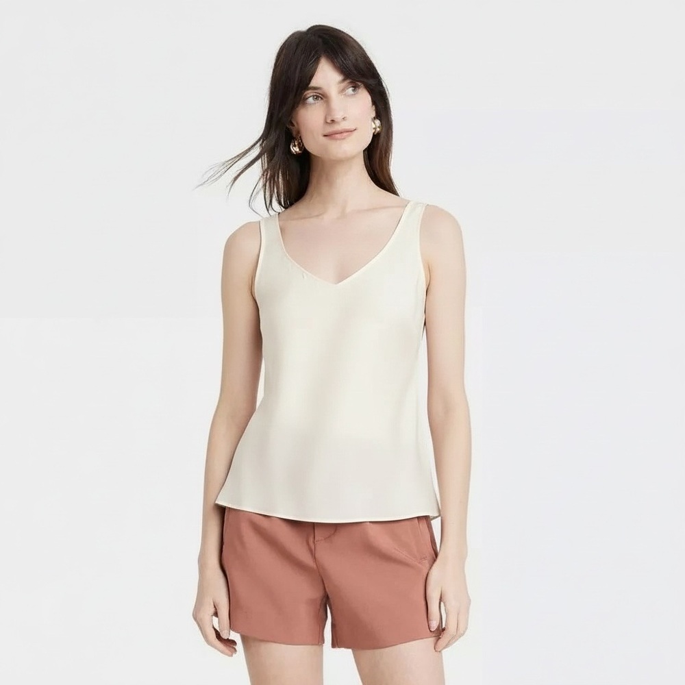 Elegant Cream Sleeveless Top woven shell top white/ cream